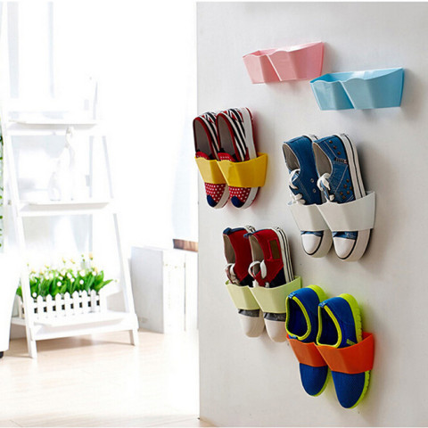 Stereoscopic wall hung shoe rack